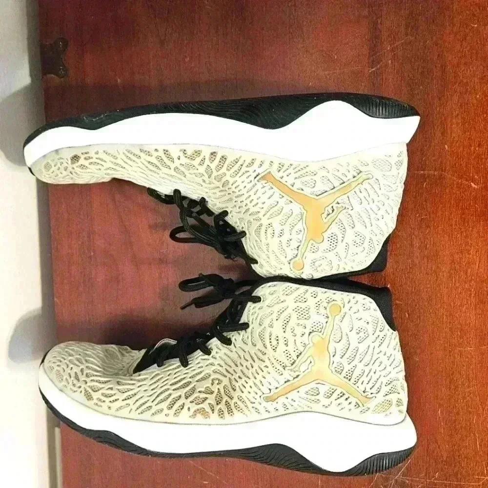 Jordan Ultra Fly Metallic Copper Coin Men’s Sneakers